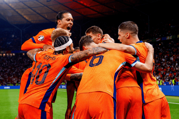 逆转奇迹,吉迪三双建,东契奇双,皇冠体育,CROWN,SPORTS,皇冠体育网址,皇冠体育app,皇冠体育官网,皇冠体育集团