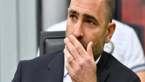 东契奇精准助攻，詹姆斯快攻三分锁定胜局