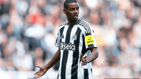 法布雷加斯因黄牌累积停赛，罗马客战科莫赛事将缺席